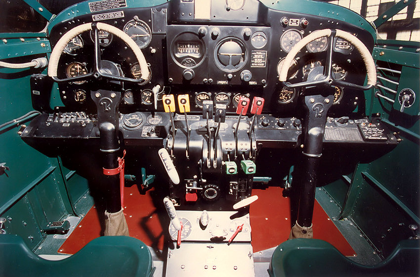 Beech AT-10 Wichita: Das Flugzeug aus Holz diente der Umschulung