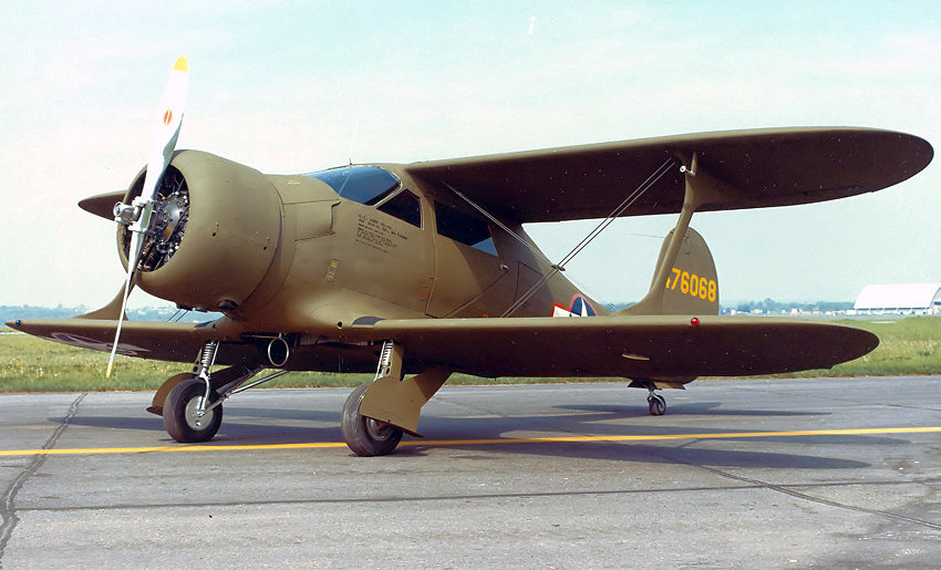 Beech UC-43 Traveler: Militärversion der zivilen Beech 17 Staggerwing