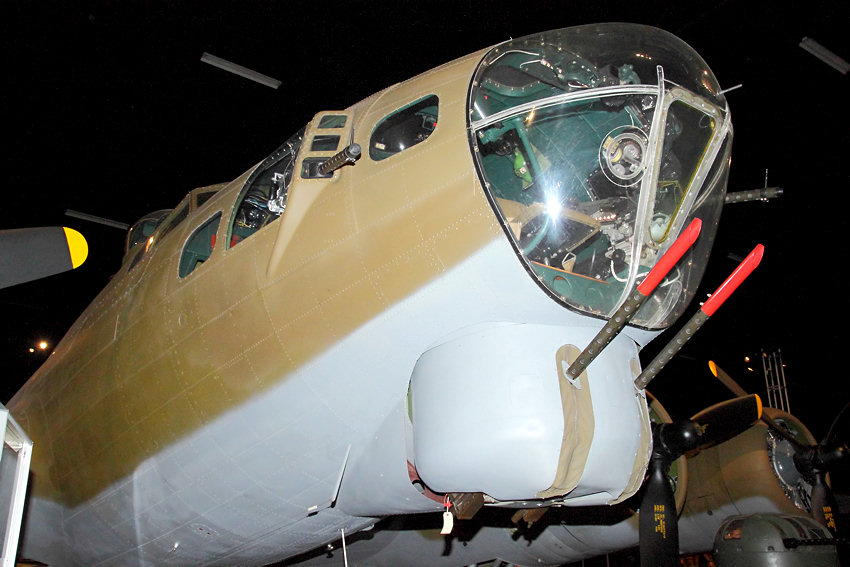 Boeing B-17 Flying Fortress: Bomber der US-Luftwaffe