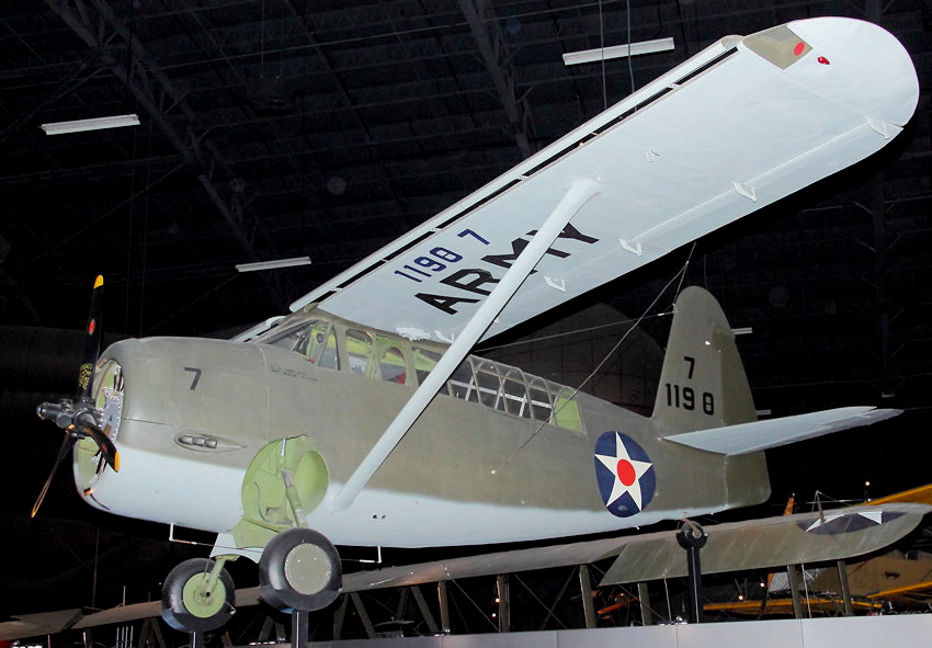Curtiss O-52 Owl: Aufklärungsflugzeug der USA im Zweiten Weltkrieg