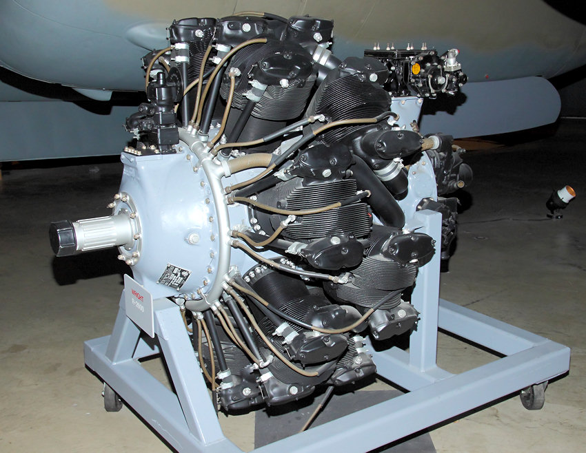Douglas A-20 Havoc: Antreib durch Wright R-2600 Doppelsternmotor