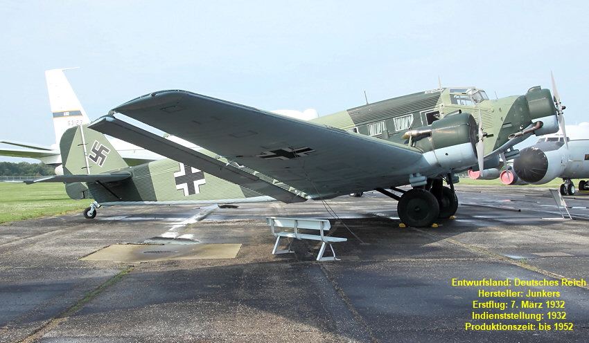 Junkers Ju 52/3m: Das dreimotorige Flugzeug besteht aus Wellblech und wurde wie kein anderes Flugzeug seiner Zeit zum Synonym für Zuverlässigkeit und komfortables Reisen