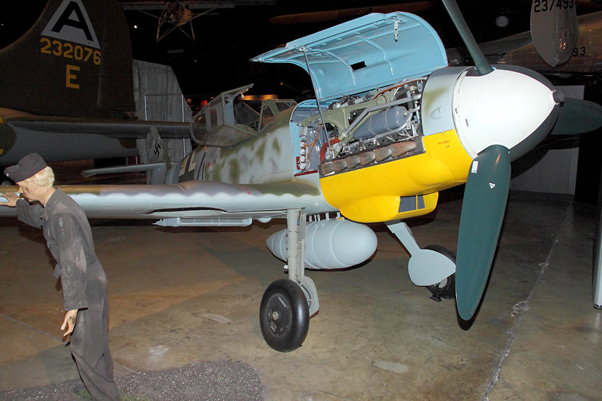 Messerschmitt Bf 109 G-10: einsitziges deutsches Jagdflugzeug der 1930er und 1940er Jahre