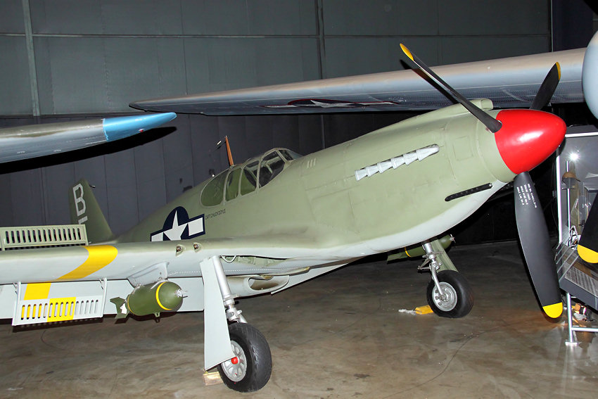North American A-36 Apache: Sturzkampfbomber und Bodenangriffsflugzeug der USA im Zweiten Weltkrieg