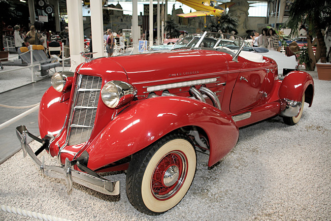 Auburn Boattail Speedster 851