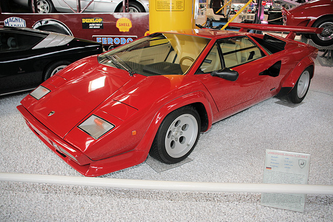 Lamborghini Countach LP 500 S