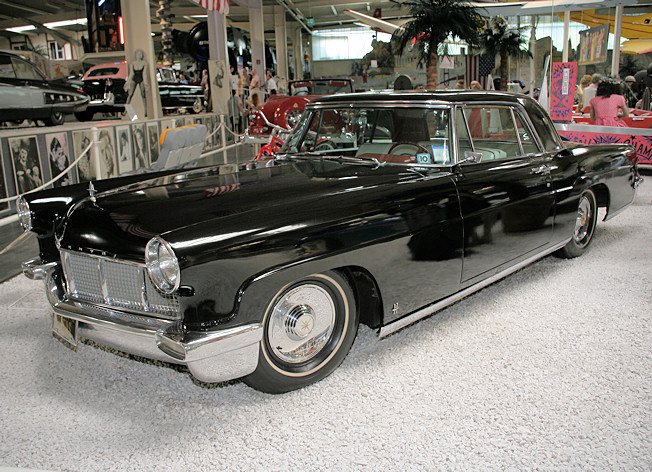 Lincoln Continental Mk.II