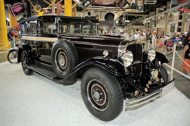 Maybach Zeppelin DS 7