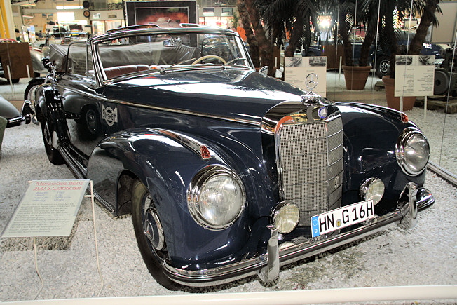 Mercedes Benz 300 S Cabriolet