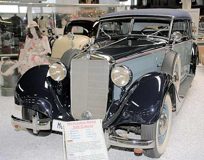 Mercedes Benz 320 Cabrio