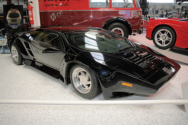 Vector W8 Twin Turbo
