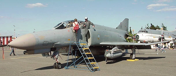 F- 4 Phantom