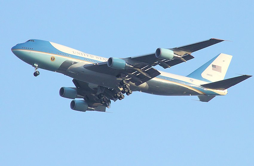 Boeing 747-200 - Air Force One: komplette militärische Operationsbasis für die Präsidenten der USA