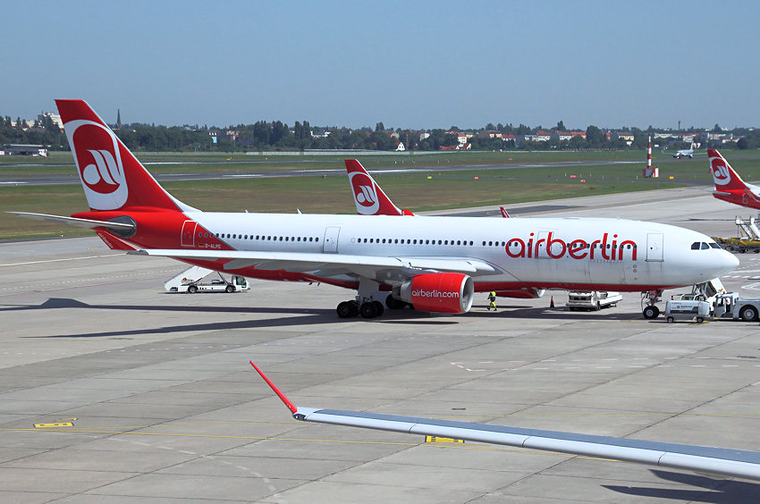 Airbus A330-200: zweistrahliges Großraumflugzeug, das als Langstreckenflugzeug ausgelegt ist