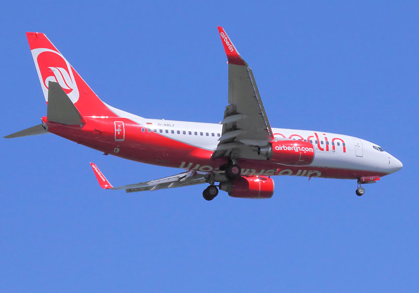 Boeing 737-700: Verkehrsflugzeug, das seit 2003 meist mit großen Winglets ausgerüstet ausgerüstet ist