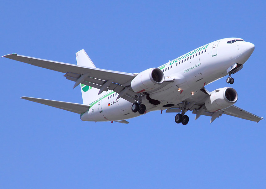Boeing 737-700: Kurz- und Mittelstreckenflugzeug von Boeing ohne Winglets