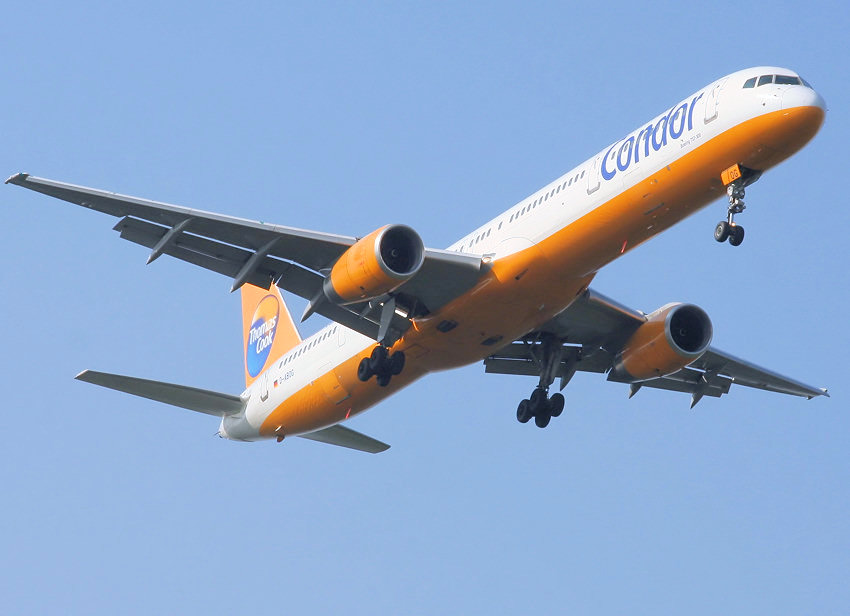 Boeing 757-300: zweistrahliges Passagierflugzeug für mittlere Strecken