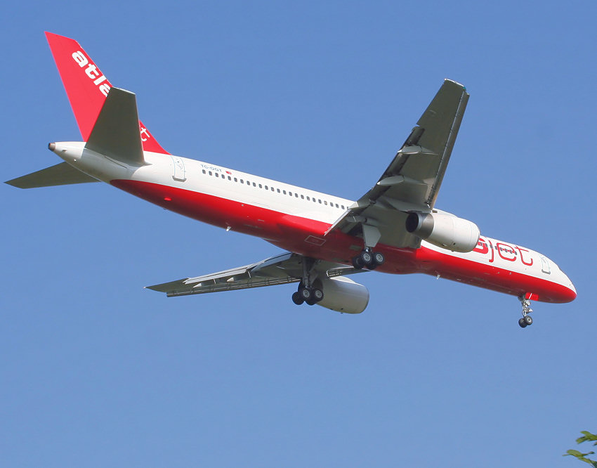 Boeing 757-200: zweistrahliges Verkehrsflugzeug