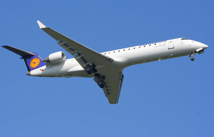 Canadair CRJ 700: zweistrahliges Regionalverkehrsflugzeug in Tiefdeckerauslegung