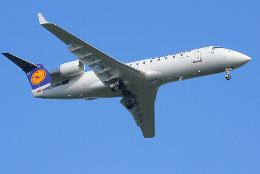 Canadair Jet CRJ 100: Der Erstflug des Regionaljets CRJ 100 war 1991