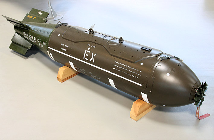 Streubombe BL-755