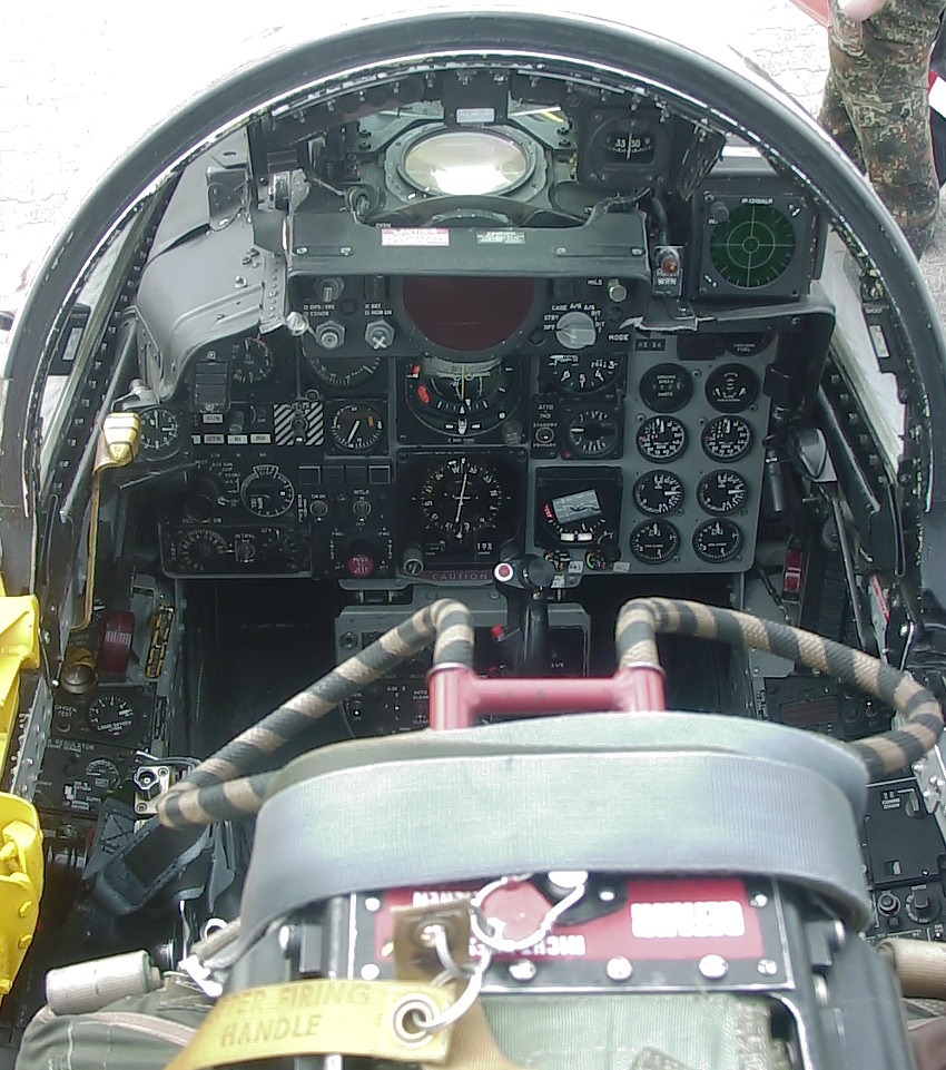 F-4 Phantom II - Cockpit hinten