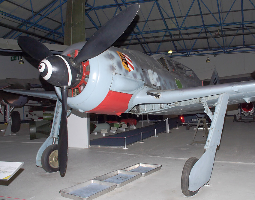 Focke Wulf Fw 190 A8 / U1: Doppelsitzige Trainer-Variante des Jagdflugzeugs