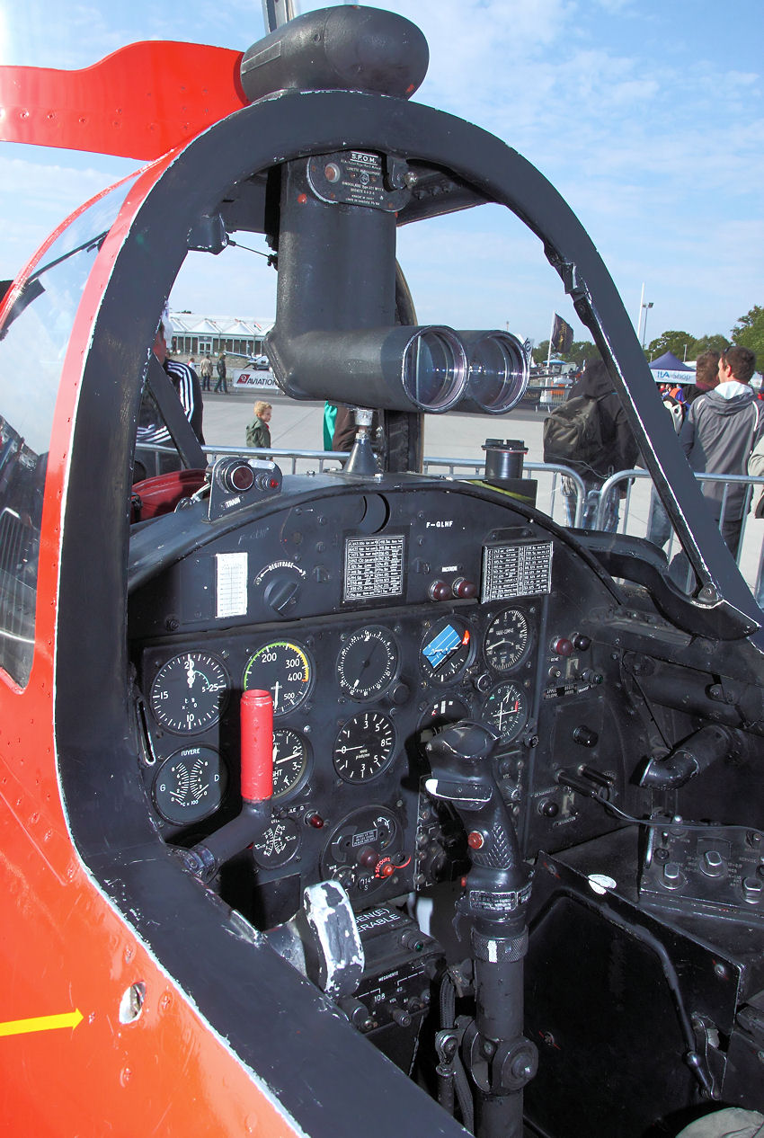 Fouga Magister C.M 170: Das Flugzeug mit V-Leitwerk war der erste in Serie gebaute Strahltrainer der Welt