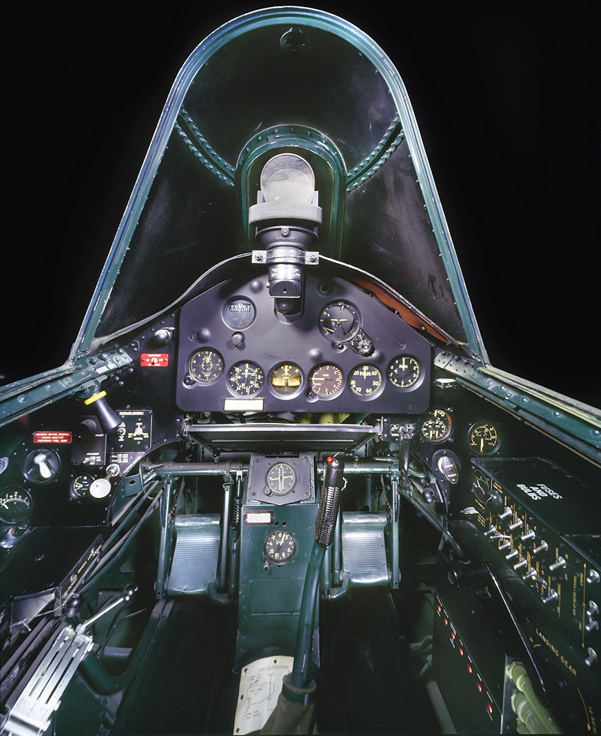 Grumman FM-1 - F4F-4 Wildcat - Cockpit
