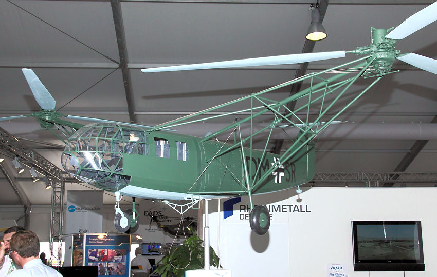 Focke Achgelis Fa 223 E Drache: deutscher Hubschrauber mit 2 seitlichen Dreiblatt-Rotoren