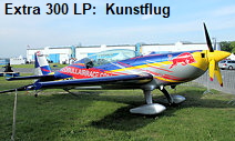 Extra 300 LP - Kunstflug-Maschine der Firma RED BULL