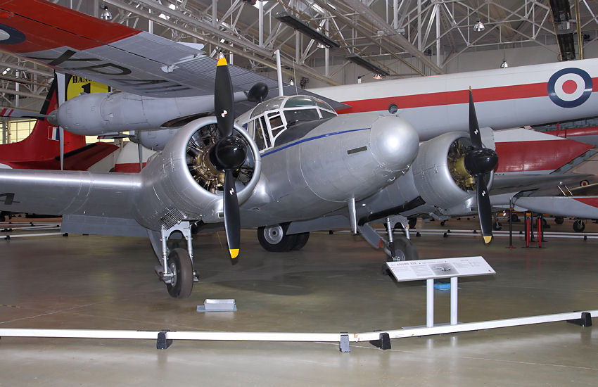 Avro Anson: Transport- und Schulungsflugzeug