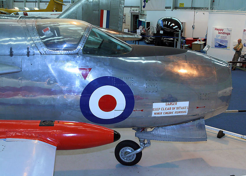 English Electric P.1 : Das Experimentalflugzeug diente als Basis der späteren English Electric Lightning