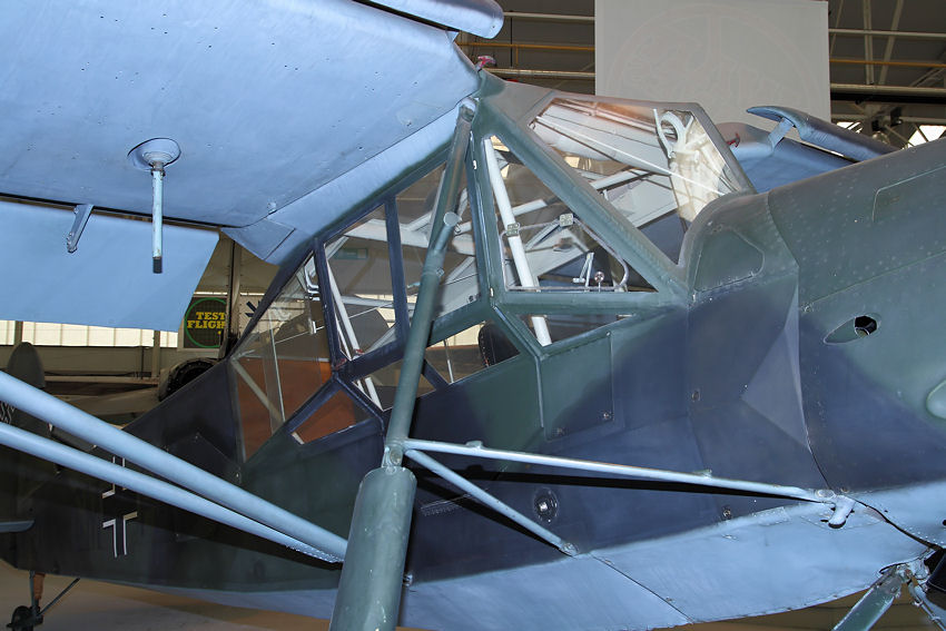 Fiesler Fi 156 C7 Storch: Das Flugzeug wurde in den Gerhard-Fieseler-Werken in Kassel gebaut