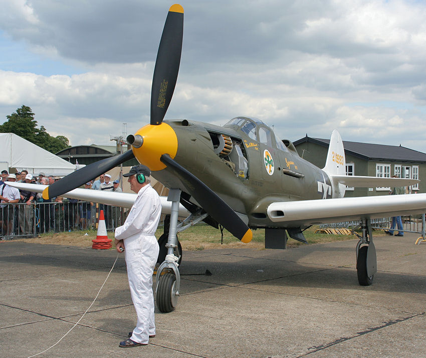 Bell P-39 Airacobra: Der Motor war hinter dem Pilotensitz angeordnet