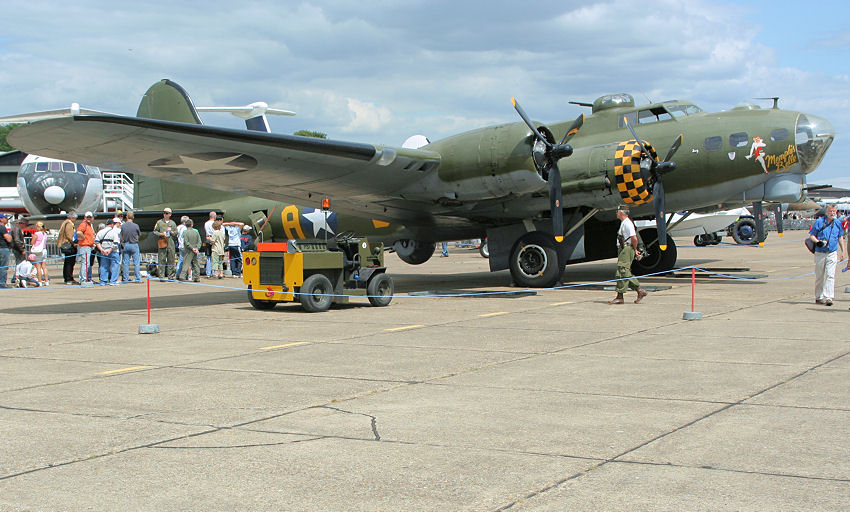 Boeing B-17 “Flying Fortress”: der bekannteste Bomber der USA