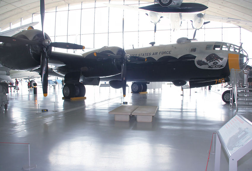 Boeing B-29 Superfortress: Der größte und leistungsfähigste Bomber des 2. Weltkriegs