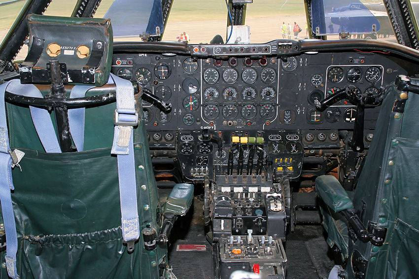 Bristol Britannia 312: Das Flugzeug ist ein flüsternder Langstrecken-Turboprop der 1950er Jahre