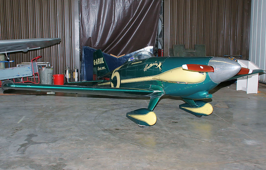 Cosmic Wind Ballerina: Das Flugzeug wurde 1946 von Lockheed Testpiloten und Ing. aus Aluminium gebaut
