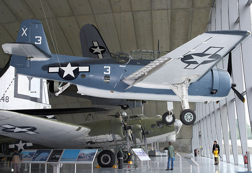 Grumman TBF Avenger:  3-sitziger Torpedobomber der US-Marine im Zweiten Weltkrieg