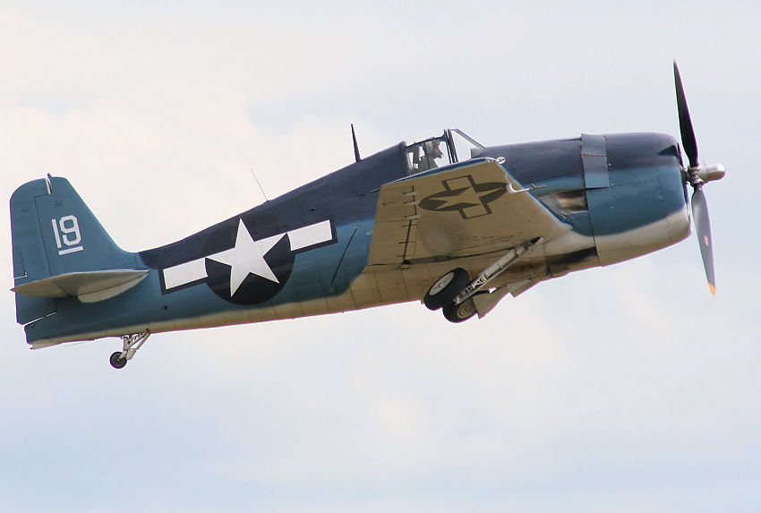 Grumman F6F-3 Hellcat: Trägergestütztes Jadgflugzeug der USA im  Zweiten Weltkrieg