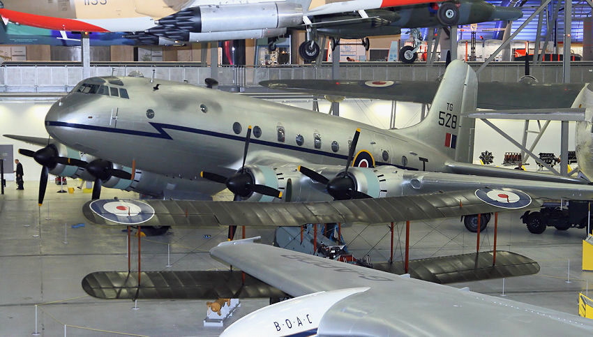 Handley Page Hastings C1A: schwerer britischer Fracht- und Truppentransporter von 1946