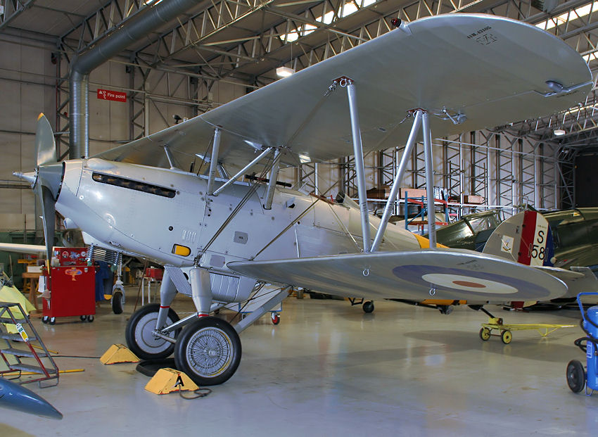 Hawker Nimrod Mk.I:  Einsatz bei der britischen Marine von 1933-1939