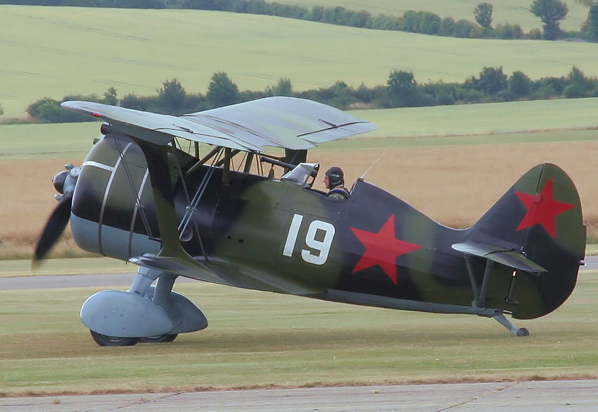 Polikarpow I-15 Bis: einsitziges Doppeldecker-Jagdflugzeug der ersten Hälfte der 1930er Jahre