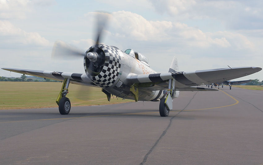Republic P-47 Thunderbolt: Jagdflugzeug und Jagdbomber im 2. Weltkrieg (1941)