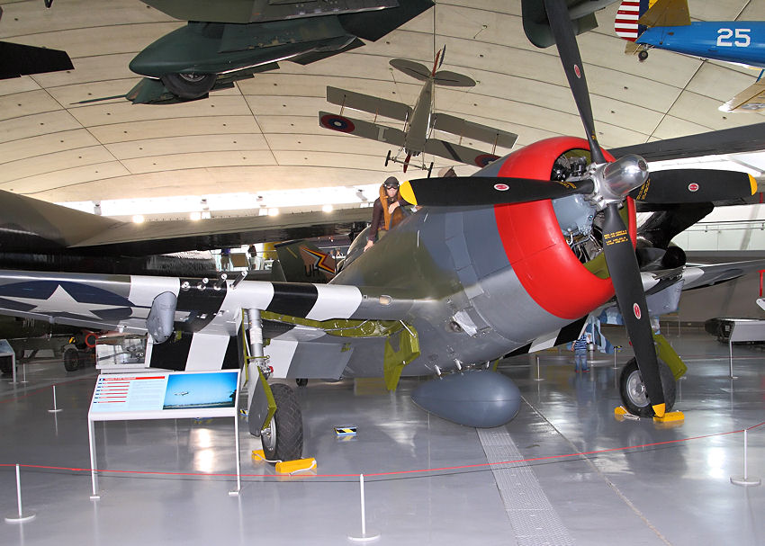 Republic P-47 Thunderbolt: Jagdflugzeug und Jagdbomber im 2. Weltkrieg (1941)