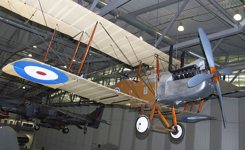 Royal Aircraft Factory RE 8: Doppeldecker von 1916 als englischer Bomber