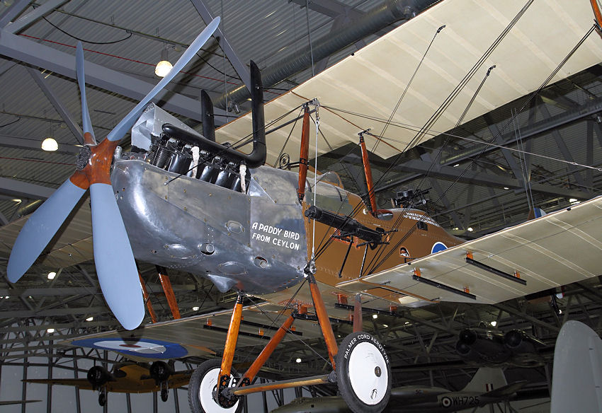 Royal Aircraft Factory RE 8: Doppeldecker von 1916 als englischer Bomber