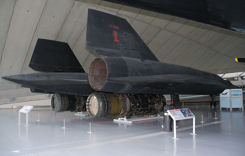 Lockheed SR-71 Blackbird: hält den absoluten Geschwindigkeitsrekord mit 3.529 km/h