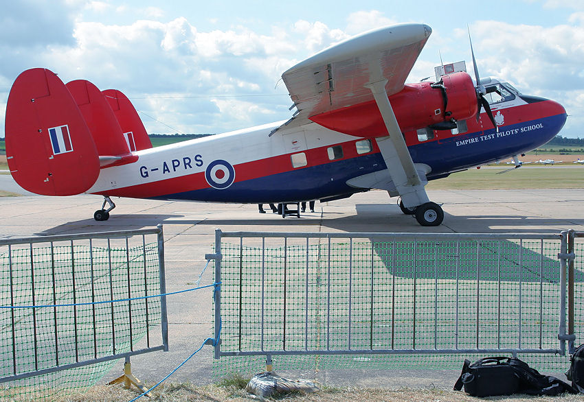 Scottish Aviation Twin Pioneer: Flugzeug als Hochdecker mit zwei 9-Zylinder Sternmotore